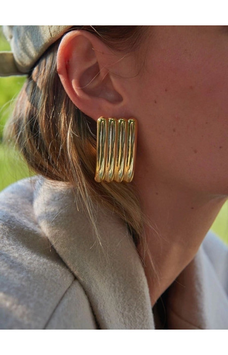 GOLD EARRINGS - THREE LINES