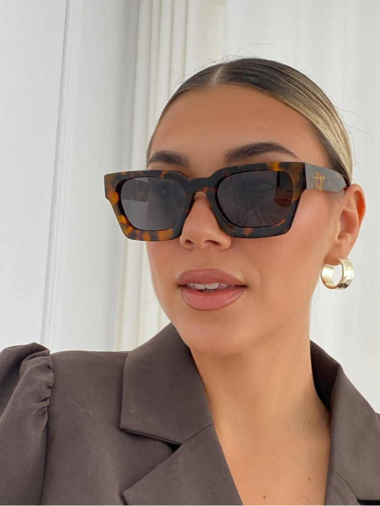 ANNAKEY CAPRI LEOPARD SUNGLASSES