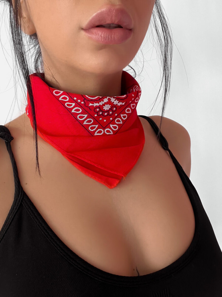RED BANDANA